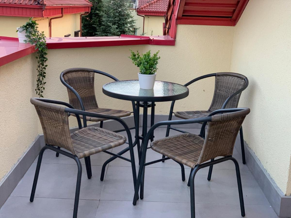 Apartament Pod Gwiazdami Daire Ostrów Wielkopolski Dış mekan fotoğraf