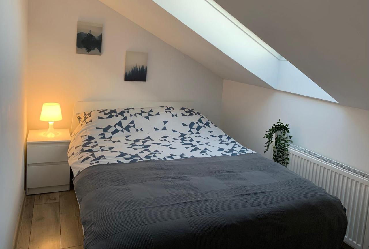 Apartament Pod Gwiazdami Daire Ostrów Wielkopolski Dış mekan fotoğraf